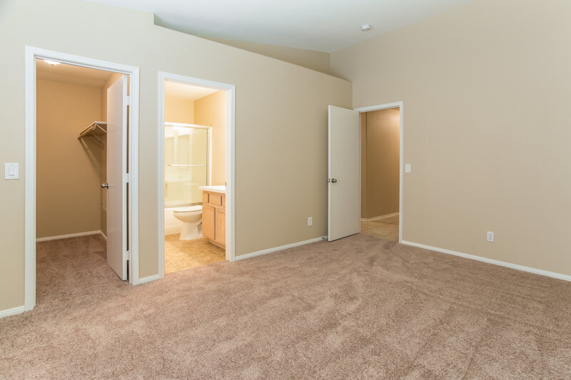 2,070/Mo, 4026 Red Coach Ave North Las Vegas, NV 89031 Master Bedroom View