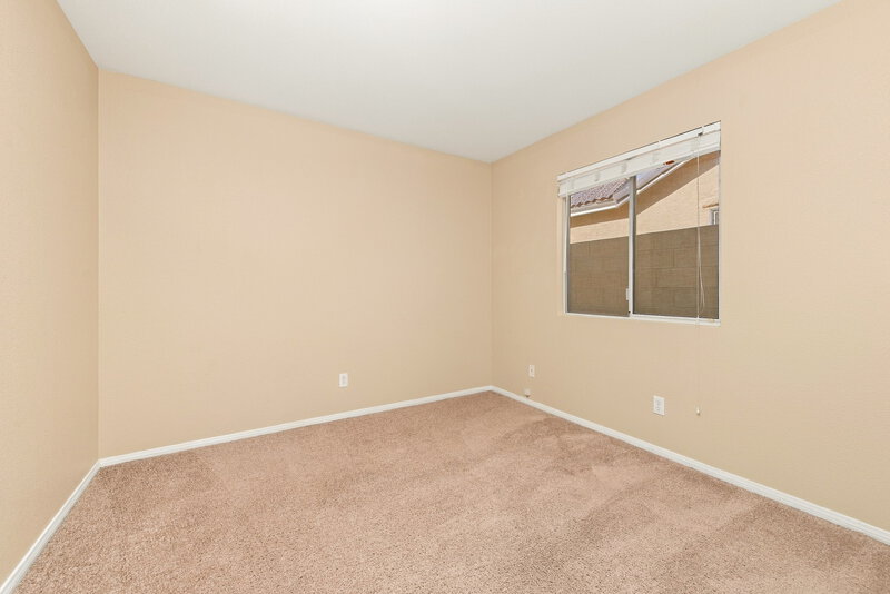 2,050/Mo, 4026 Red Coach Ave North Las Vegas, NV 89031 Primary Bedroom View