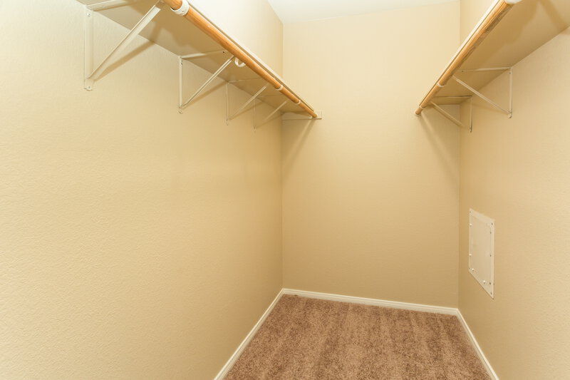 2,070/Mo, 4026 Red Coach Ave North Las Vegas, NV 89031 Walk In Closet View