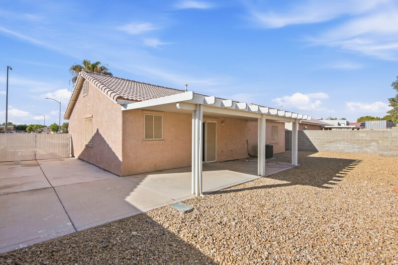 2,050/Mo, 4026 Red Coach Ave North Las Vegas, NV 89031 Rear View