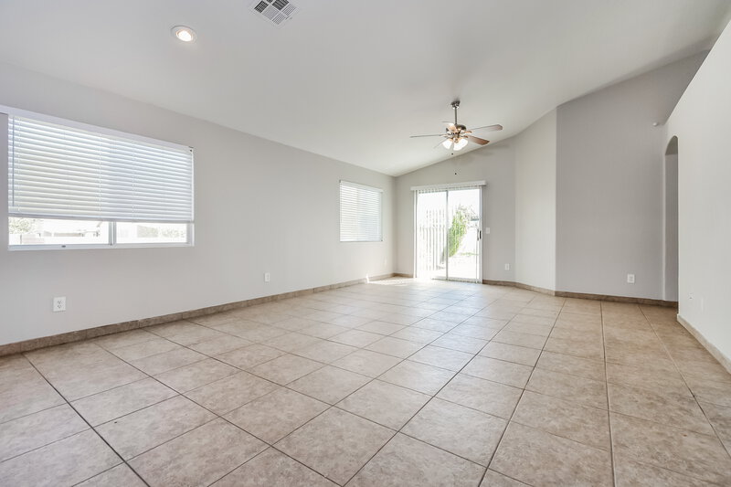 2,280/Mo, 2401 Cypress Island Ct North Las Vegas, NV 89031 Living Room View