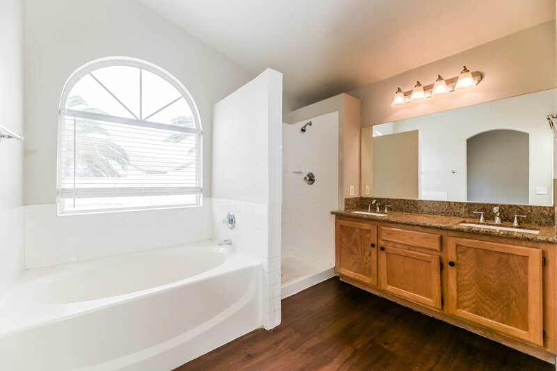 2,145/Mo, 2401 Cypress Island Ct North Las Vegas, NV 89031 Main Bathroom View