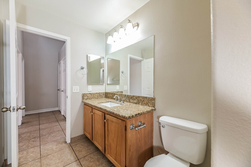 2,145/Mo, 2401 Cypress Island Ct North Las Vegas, NV 89031 Bathroom View