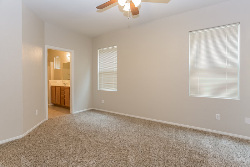 2,160/Mo, 9537 Quitman Ave Las Vegas, NV 89149 photomasterbedroom View