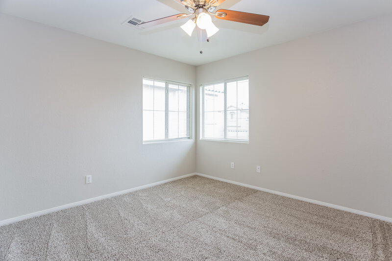 2,160/Mo, 9537 Quitman Ave Las Vegas, NV 89149 photobedroom View 3