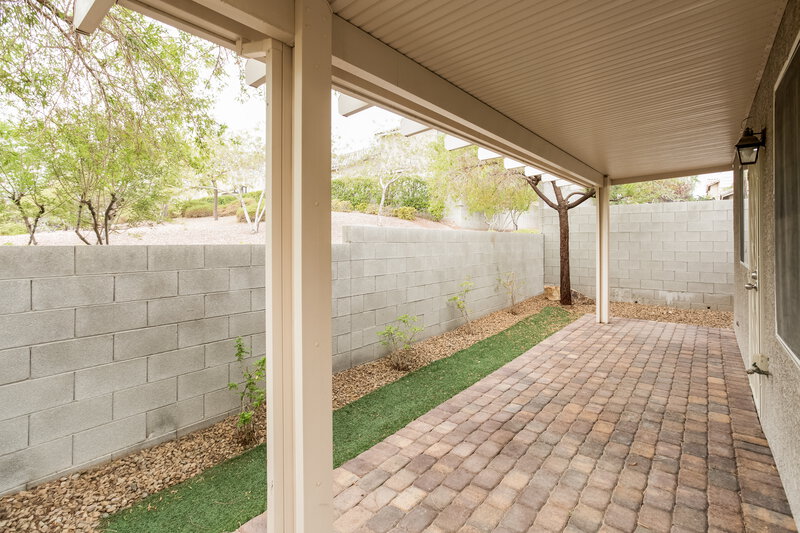 2,160/Mo, 9537 Quitman Ave Las Vegas, NV 89149 photocoveredterrace View