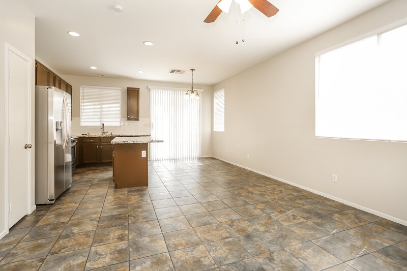 1,870/Mo, 5740 Indian Springs Street North Las Vegas, NV 89031 Dining Room View