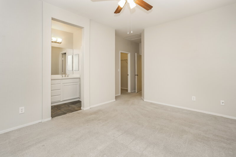 1,870/Mo, 5740 Indian Springs Street North Las Vegas, NV 89031 Main Bedroom View