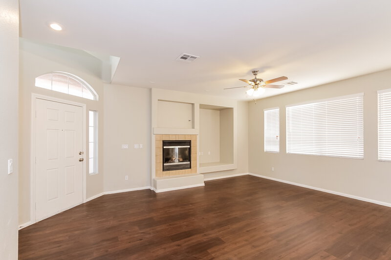 2,010/Mo, 4511 Sunset Crater Ct North Las Vegas, NV 89031 Living Room View