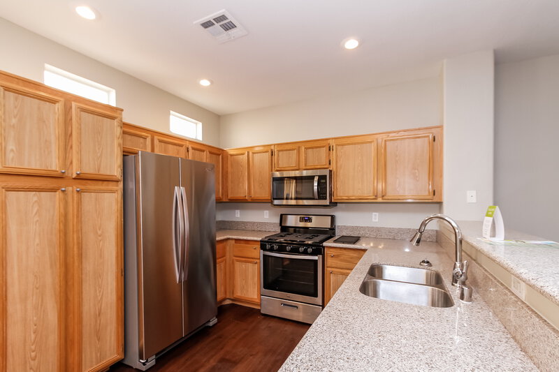 2,010/Mo, 4511 Sunset Crater Ct North Las Vegas, NV 89031 Kitchen View