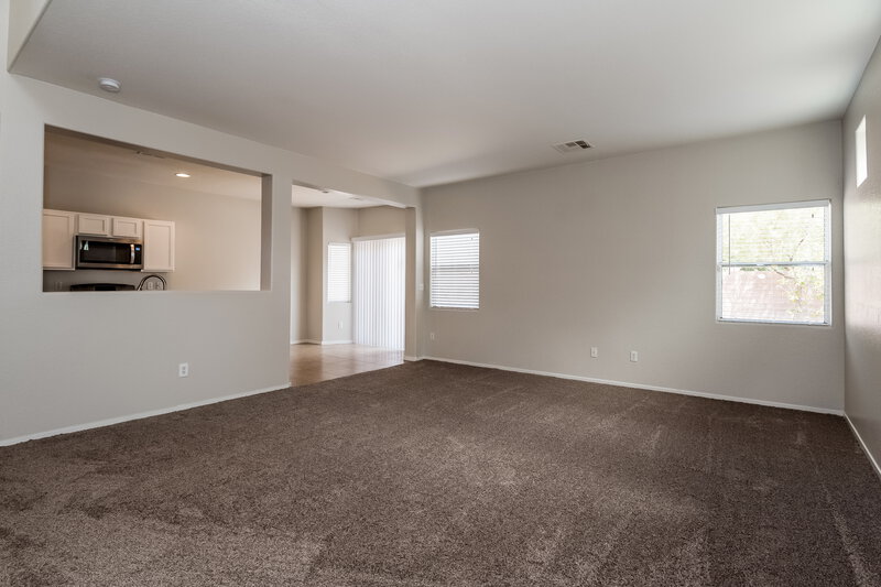 1,870/Mo, 5920 Victory Point St North Las Vegas, NV 89081 Living Room View