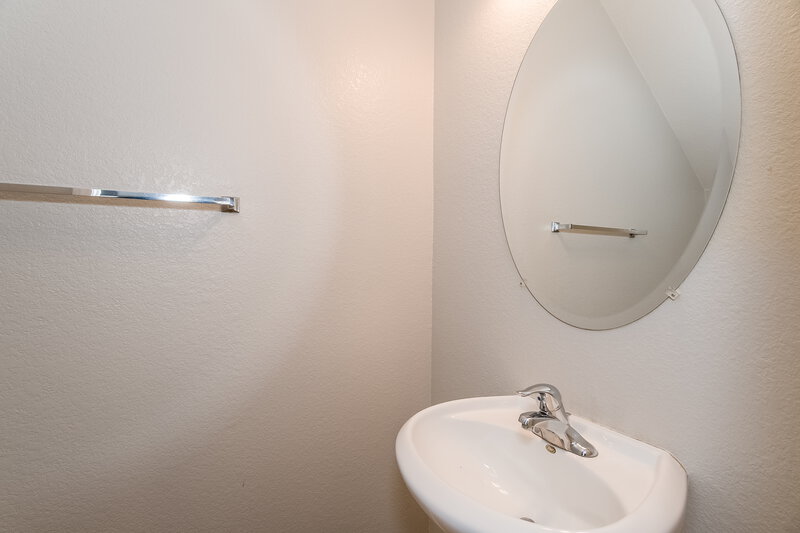 1,870/Mo, 5920 Victory Point St North Las Vegas, NV 89081 Powder Room View
