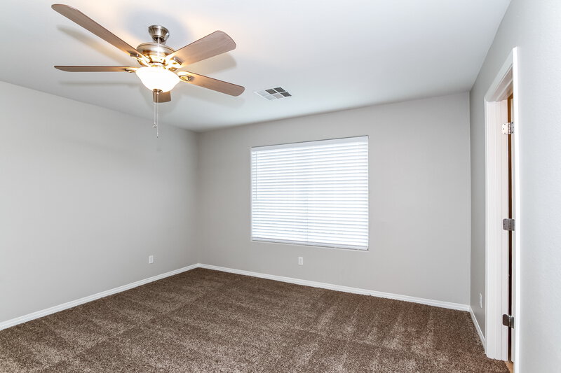 2,240/Mo, 7315 Phlox Rd Las Vegas, NV 89113 Bedroom View 2