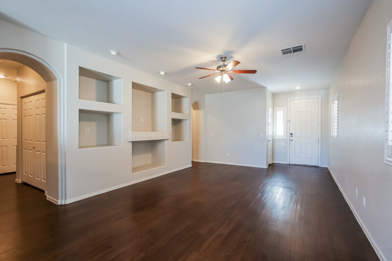 1,795/Mo, 3012 Pumpkin Harvest Ave North Las Vegas, NV 89031 Living Room View