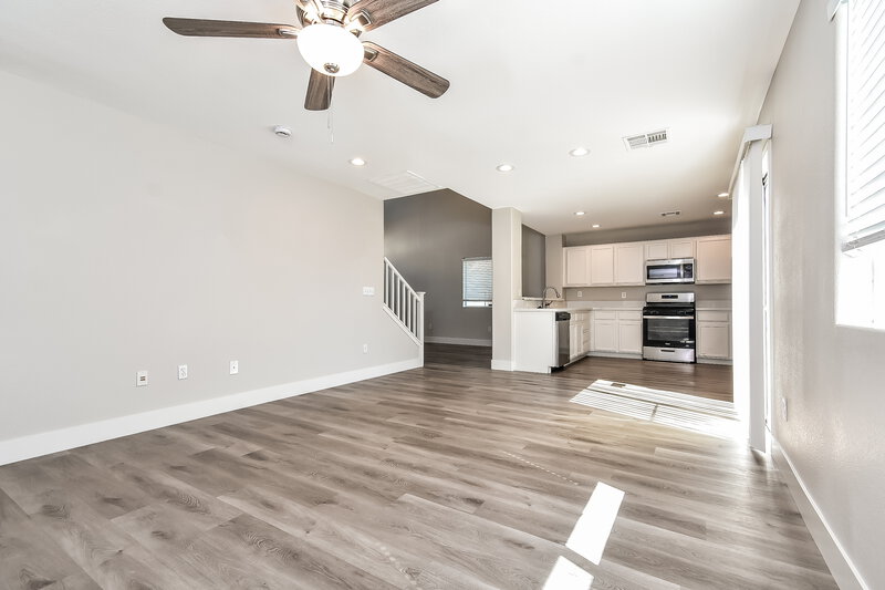 2,190/Mo, 10424 Concetta Ave Las Vegas, NV 89129 Living Room View