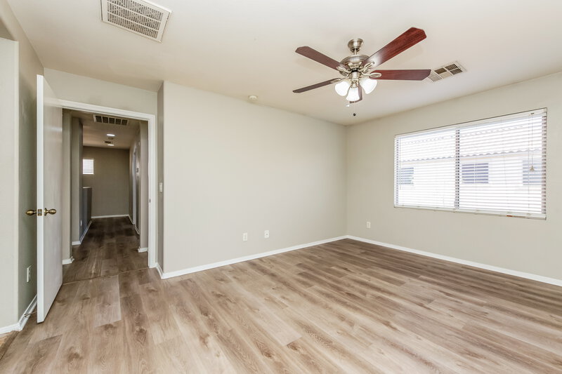 2,115/Mo, 1836 W Hammer Lane North Las Vegas, NV 89031 Bedroom View