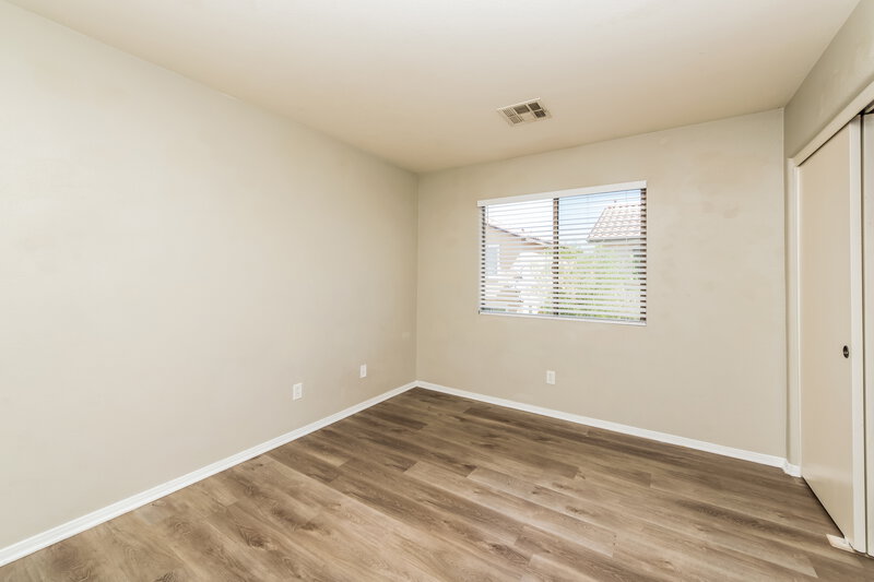 2,115/Mo, 1836 W Hammer Lane North Las Vegas, NV 89031 Bedroom View 2
