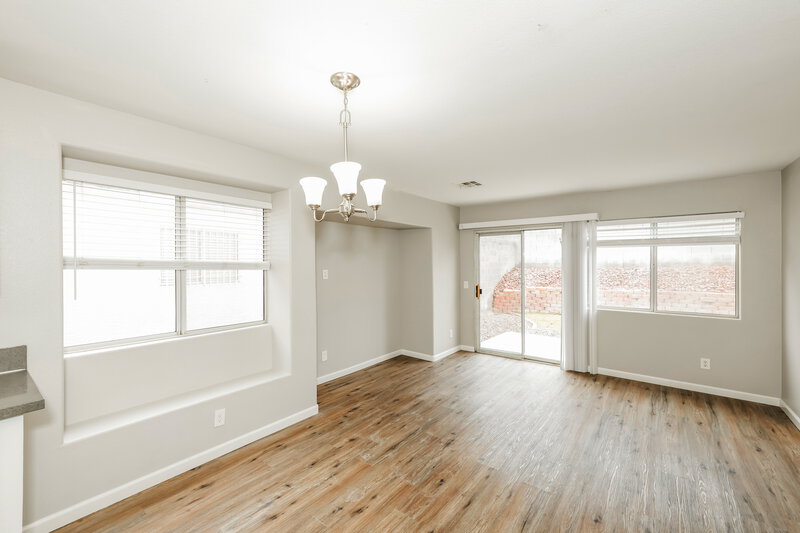 2,050/Mo, 2331 Catskill Court North Las Vegas, NV 89031 Dining Room View