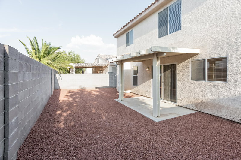 2,210/Mo, 7832 Ever Clear Court Las Vegas, NV 89131 Patio View