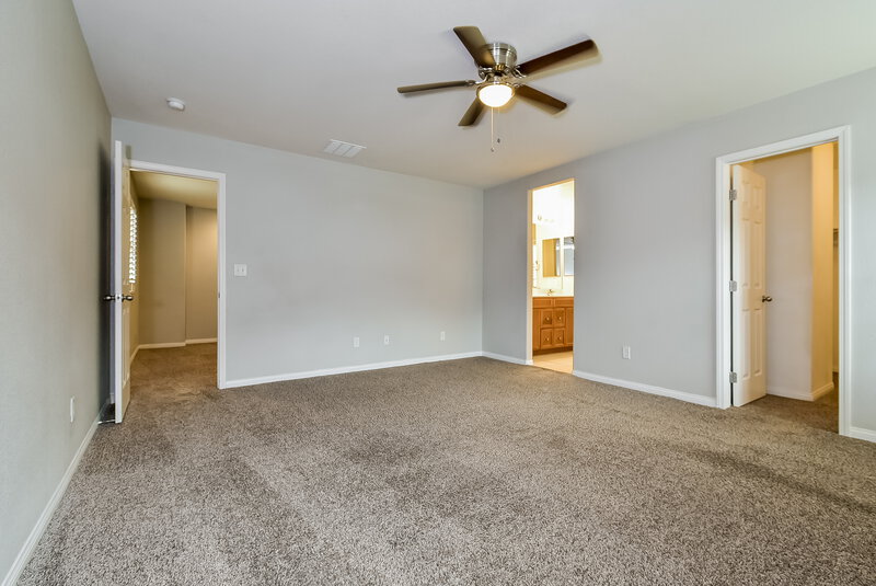 1,800/Mo, 3919 Zodiacal Light Street Las Vegas, NV 89129 Main Bedroom View 2