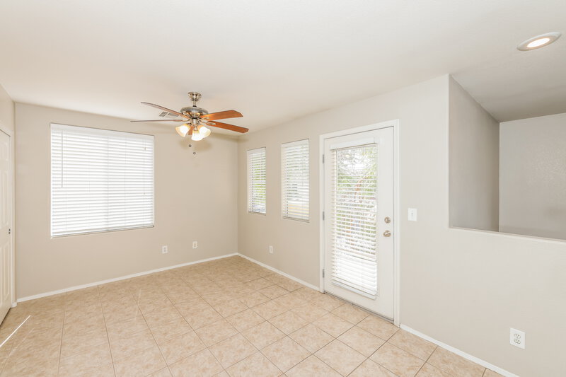 2,015/Mo, 5876 Secret Island Drive Las Vegas, NV 89139 Dining Room View