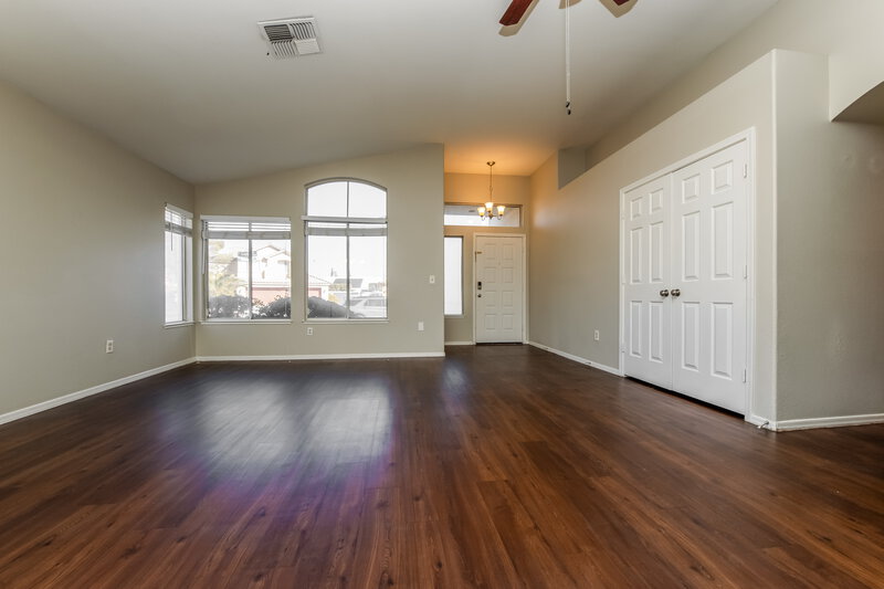 0/Mo, 5213 Sequin Dr Las Vegas, NV 89130 Living Room View 2