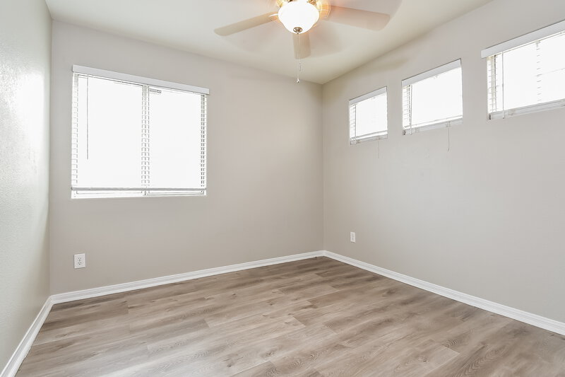 2,135/Mo, 2340 Catskill Ct North Las Vegas, NV 89031 Bedroom View 2