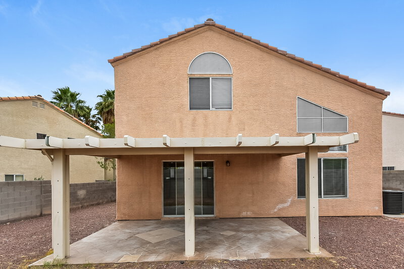 2,135/Mo, 2340 Catskill Ct North Las Vegas, NV 89031 Rear View 2