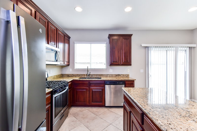 2,010/Mo, 3921 Red Trumpet Ct North Las Vegas, NV 89081 Kitchen View 2