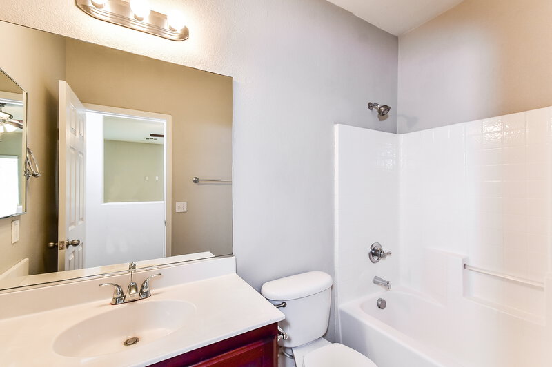 2,010/Mo, 3921 Red Trumpet Ct North Las Vegas, NV 89081 Bathroom View