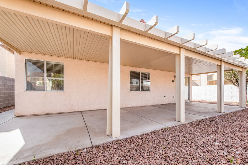 0/Mo, 5216 Backwoodsman Ave Las Vegas, NV 89130 Rear View