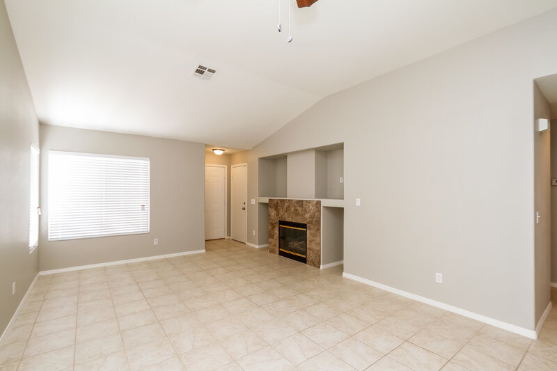 1,970/Mo, 5560 Merriweather Drive Las Vegas, NV 89113 Living Room View
