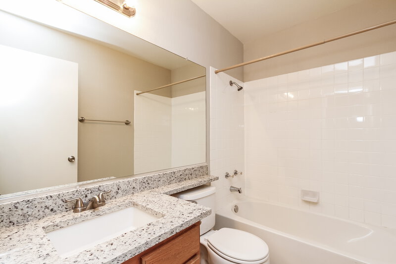 1,970/Mo, 5560 Merriweather Drive Las Vegas, NV 89113 Bathroom View