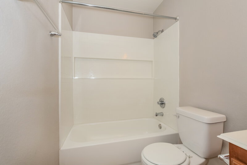2,075/Mo, 7848 Wavering Pine Drive Las Vegas, NV 89143 Main Bathroom View 2