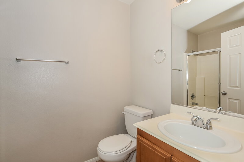 2,075/Mo, 7848 Wavering Pine Drive Las Vegas, NV 89143 Bathroom View