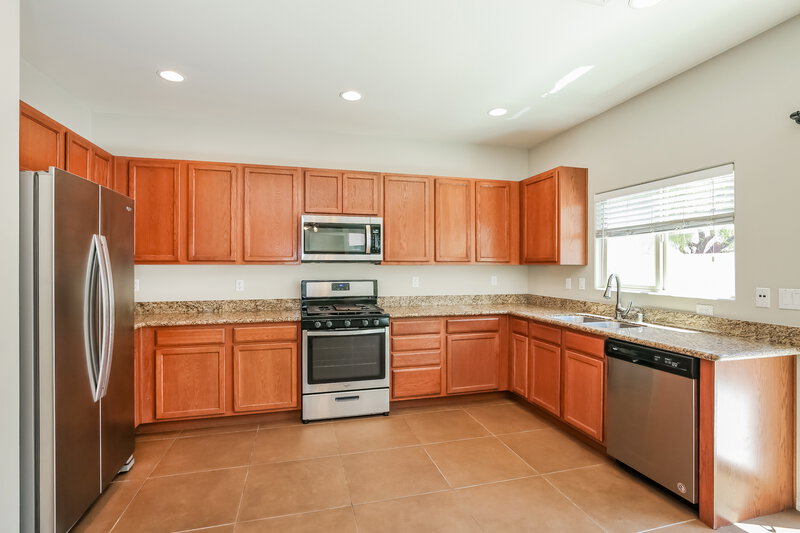 2,005/Mo, 1409 Arc Dome Ave North Las Vegas, NV 89031 Kitchen View