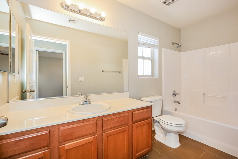 2,005/Mo, 1409 Arc Dome Ave North Las Vegas, NV 89031 Bathroom View