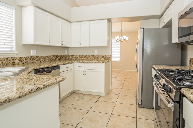 2,055/Mo, 4416 La Madre Way North Las Vegas, NV 89031 Kitchen View