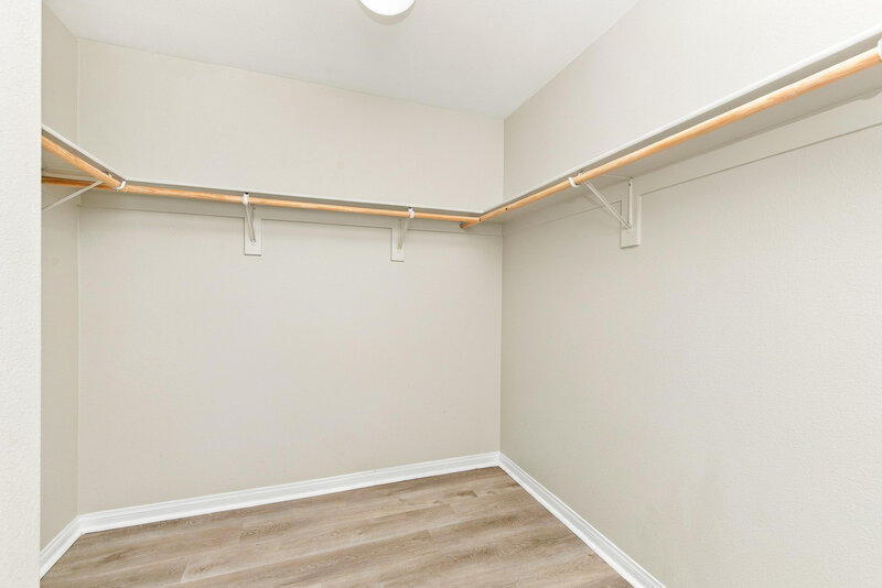 2,105/Mo, 5661 Primrose Peak Ct. Las Vegas, NV 89130 Closet View