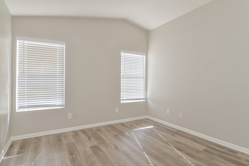 1,940/Mo, 4910 Rancho Domingo Ct. North Las Vegas, NV 89031 Main Bedroom View