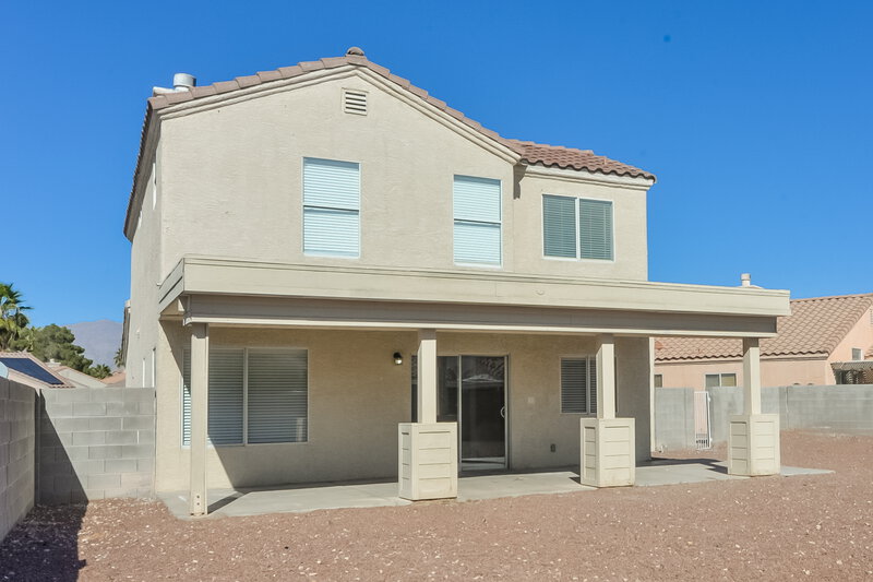 1,940/Mo, 4910 Rancho Domingo Ct. North Las Vegas, NV 89031 Rear View