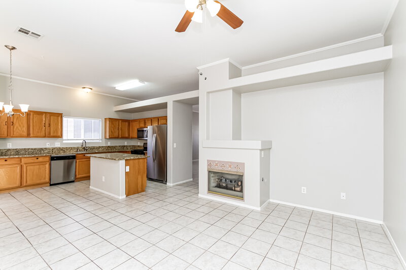 2,300/Mo, 743 Camino Del Ray Henderson, NV 89012 Family Room View 2