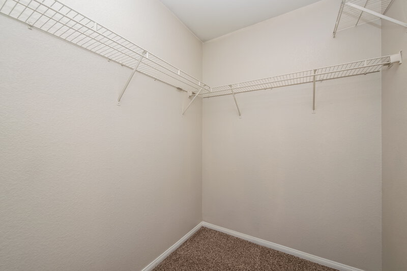 2,300/Mo, 9150 Brilliant Prairie Ct Las Vegas, NV 89149 Amenities View