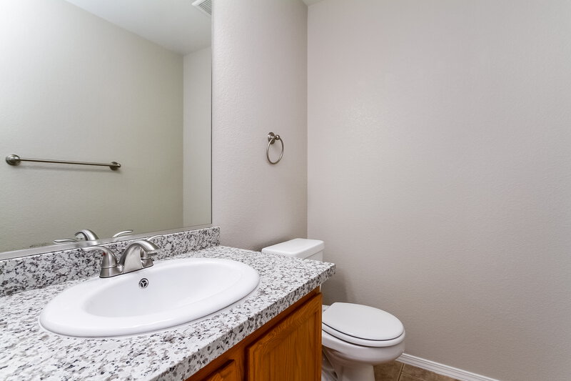 1,945/Mo, 1030 Grand Cerritos Ave Las Vegas, NV 89183 Bathroom View