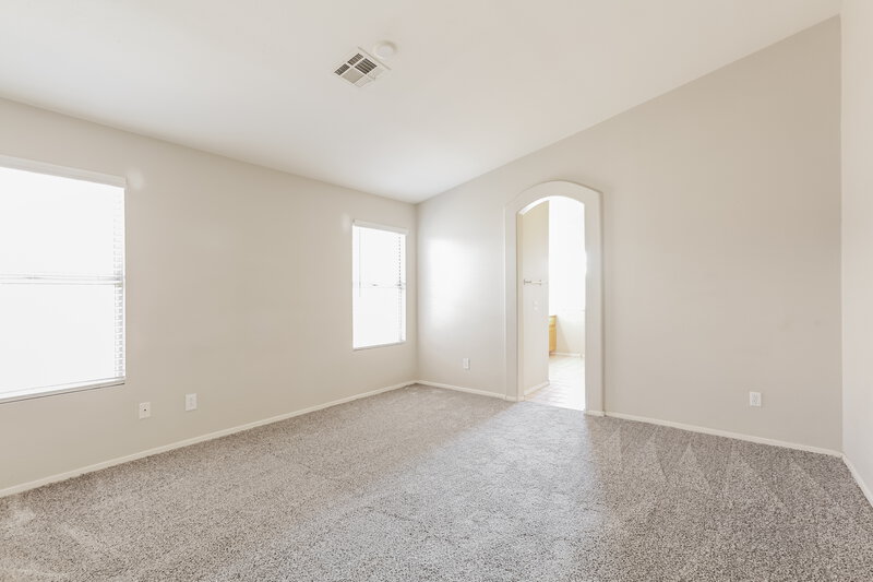1,945/Mo, 7021 Overhill Ave Las Vegas, NV 89129 Main Bedroom View 2