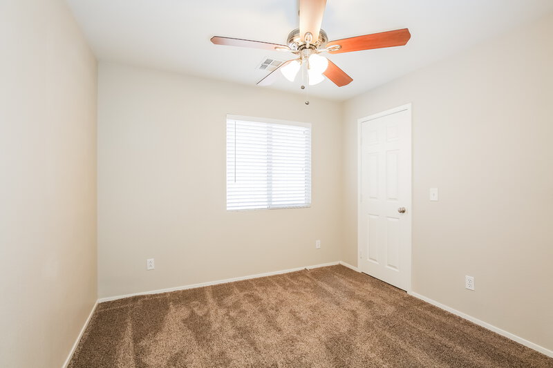 1,950/Mo, 9008 Crooked Shell Ave Las Vegas, NV 89143 Bedroom View