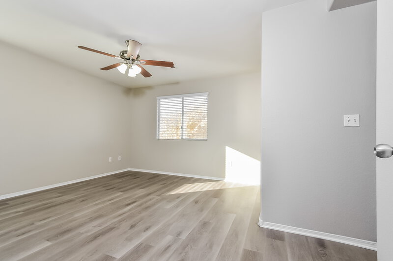 2,480/Mo, 5209 Adorato Dr North Las Vegas, NV 89031 Main Bedroom View