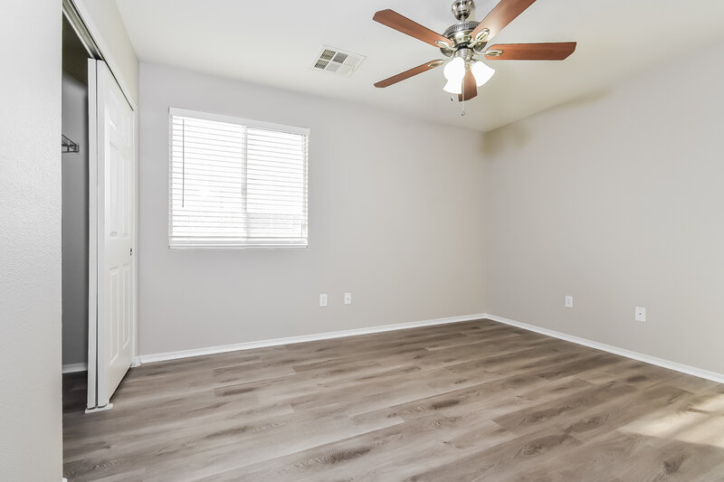2,480/Mo, 5209 Adorato Dr North Las Vegas, NV 89031 Bedroom View
