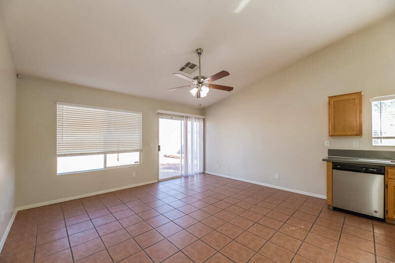 1,885/Mo, 5124 Keswick Rd North Las Vegas, NV 89031 Dining Room View
