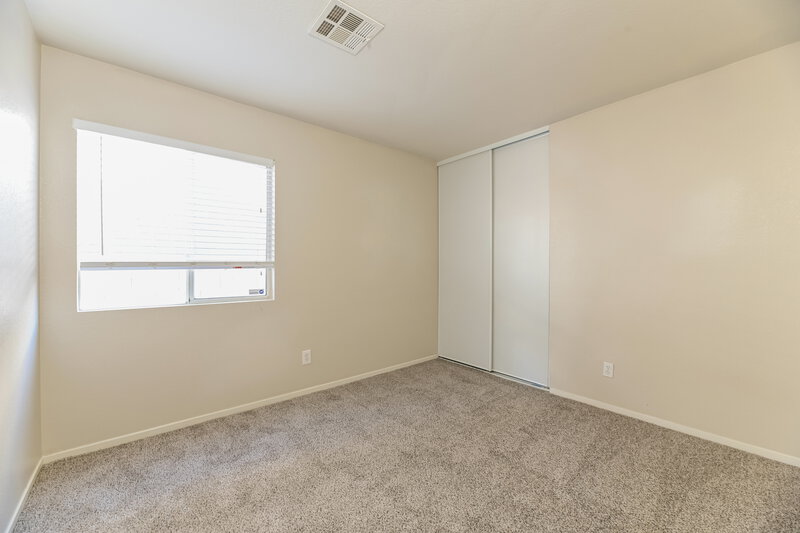 1,885/Mo, 5124 Keswick Rd North Las Vegas, NV 89031 Bedroom View 2